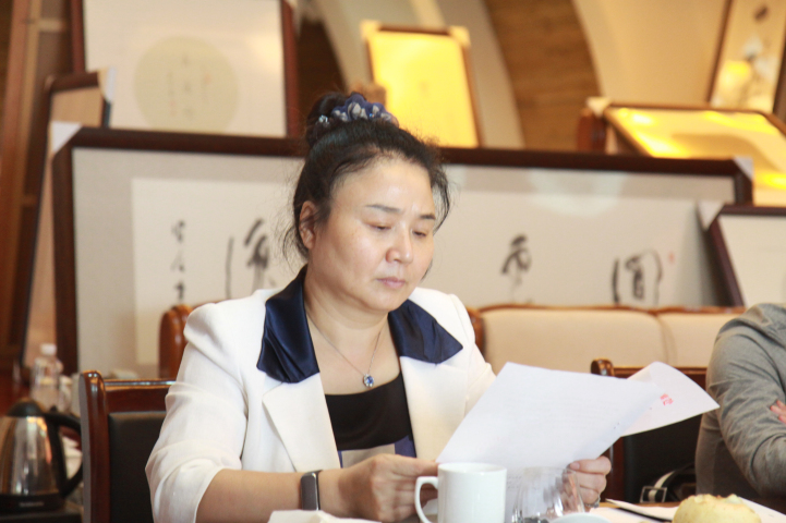 刘会长发言 刘会长发言